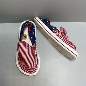 Sanuk kids stars and stripes slip on size 12
